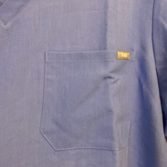 Figs Women's Blue Catarina One Pocket Scrub Top Size XXL - Picture 4 of 9